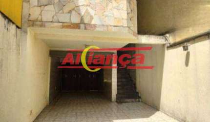 Excelente Sobrado no Picanço com 152 m², 3 dormitórios, sendo 1 suíte, 4 vagas