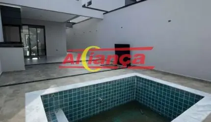 Sobrado alto padrão na Vila Galvão a 5 minutos do Lago dos Patos.