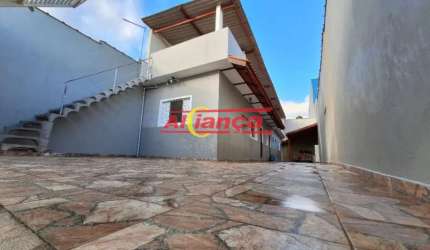 Casa com 2 Dormitórios, 1 Suíte e 2 banheiros com 5 vagas em Guarulhos