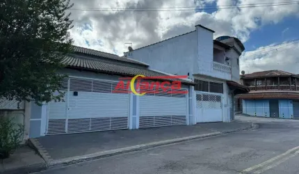Linda Casa 3 dormitórios e com 1 suíte e closet  Jardim Cumbica - Próximo a Karina Plásticos