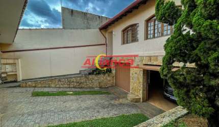 Casa assobradada de 420m a venda no Torres Tibagy