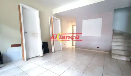 Sobrado à Venda no Jardim Santa Mena - Amplo, 3 Dormitórios, 3 Banheiros, Próximo à Avenida Timóteo
