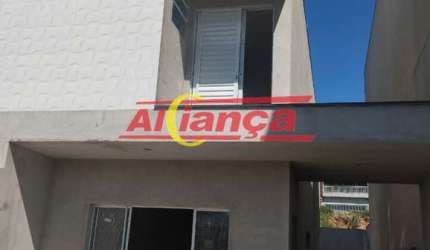 SOBRADO NOVO e Moderno no Pq Flamengo