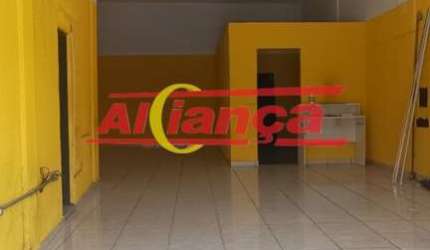 SALÃO COMERCIAL  E CASAS