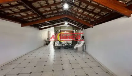 Linda Casa Jardim Santa Clara !