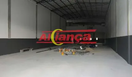 Galpão novo á venda em Cumbica em fase de acabamento