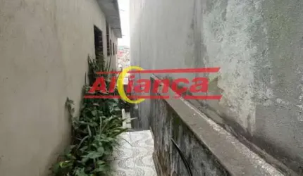 sobrado Imirim com 2 casas no terreno individuais, com duas vagas de garagem