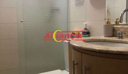 Apartamento 2 quartos sendo  1 Suíte, 1 banheiro, fica 200 mts do  Metrô Santana
