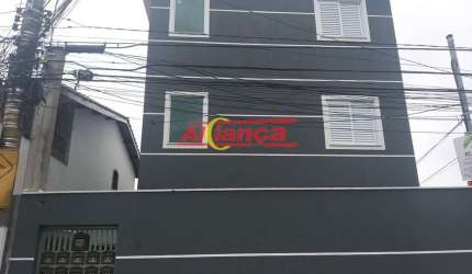 Apartamento Moderno com Quintal em Vila Isolina Mazei, 33 metros