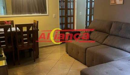 APARTAMENTO  COM  2 DORMITÓRIOS,  VAGA GARAGEM,  50 METROS