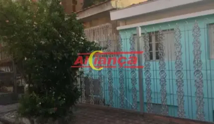 3 CASAS EM UM ÚNICO TERRENO DE 200m² - IDEAL PARA INVESTIDORES OU FAMÍLIAS AMPLAS!