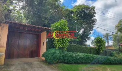 LINDA CASA ASOBRADADA  DE CAMPO