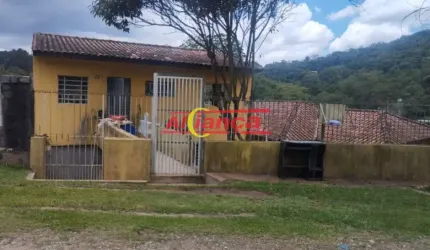 Extenso terreno com 2 casas em Mairiporã