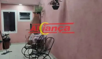 Sobrado à venda com 179m², 3 Quartos, sendo 3 Suítes e 2 Vagas na Vila Augusta