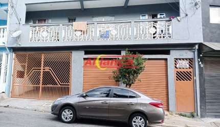 Casas residenciais (4 casas)  no total de  5 dormitórios e 4 banheiros , localizada Jardim Silvia -