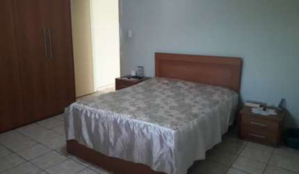 Casa com 3 quartos à venda na Rua Madalena Rampinelli, 70, Jardim Munhoz, Guarulhos, 126 m2 por R$ 460.000