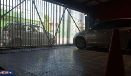 Casa com 3 quartos à venda na Rua Jaguariúva, 117, Conjunto Residencial Paes de Barros, Guarulhos, 170 m2 por R$ 480.000