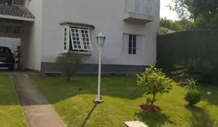 SOBRADO COM 3 DORMITÓRIOS  SENDO 1 SUITE A VENDA,200 m² Jardim Jóia -  Arujá/SP