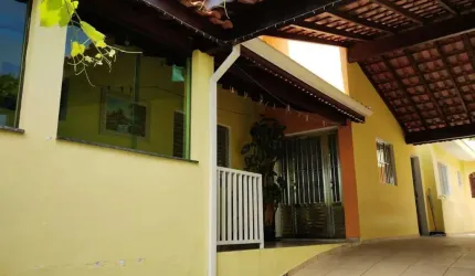 Casa para Venda em Mogi das Cruzes, Jardim Cintia, 4 dormitórios, 1 suíte, 4 banheiros, 6 vagas