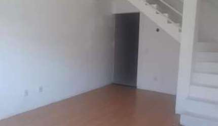 Sobrado em Condomínio para Venda em Mogi das Cruzes, Jardim Bela Vista, 2 dormitórios, 1 banheiro, 1 vaga