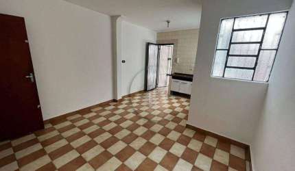 Casa com 3 dormitórios para alugar, 140 m² por R$ 3.590,00 - Santa Maria - Santo André/SP