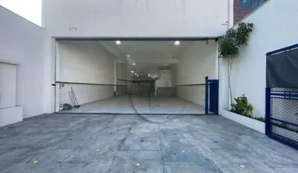 Galpão comercial com 593m² para Venda e Locação em Santo André