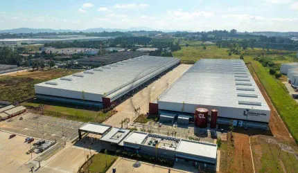 Galpão logístico com 2.159m² para alugar em Guarulhos