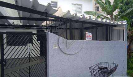 Sobrado com 3 dormitórios para alugar, 170 m² por R$ 2.983,29/mês - Vila Gilda - Santo André/SP