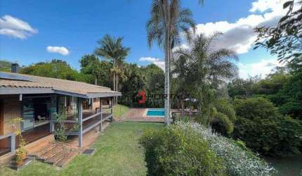 Casa com 5 dormitórios à venda, 382 m² por R$ 2.430.000,00 - Granja Viana - Jandira/SP