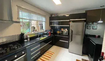 Casa com 2 dormitórios à venda, 75 m² por R$ 690.000,00 - Granja Viana - Cotia/SP