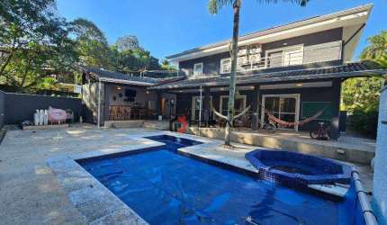 Casa com 4 dormitórios à venda, 357 m² por R$ 2.580.000,00 - Granja Viana - Carapicuíba/SP