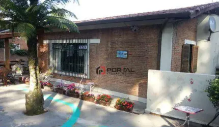Casa com 3 dormitórios à venda, 303 m² por R$ 1.100.000 - Granja Viana - Cotia/SP