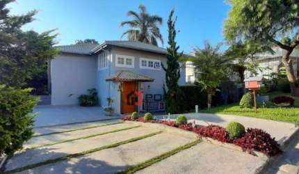 Casa com 3 dormitórios à venda, 290 m² por R$ 1.790.000,00 - Granja Viana - Carapicuíba/SP