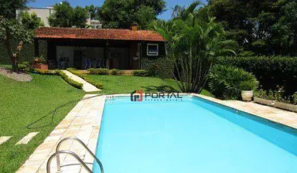Casa com 3 dormitórios à venda, 320 m² por R$ 1.600.000,00 - Granja Viana - Carapicuíba/SP