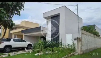 Casa em condominio fechado com armarios codigo: 118605