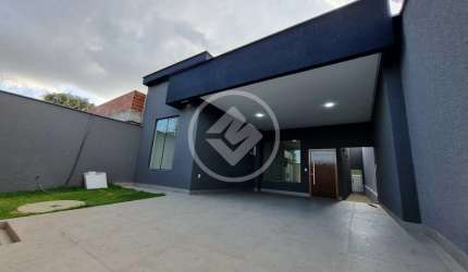 Casa 3 suítes com quintal codigo: 115471