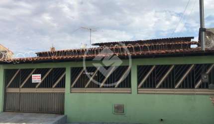 Casa 03 quartos sendo 01 suíte com 213m² de área útil. codigo: 75427