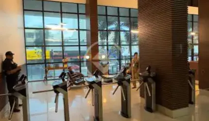 VENDO SALA COMERCIAL MOBILIADA e com VAGA DE GARAGEM NO ED. LOURENÇO OFFICE codigo: 103557