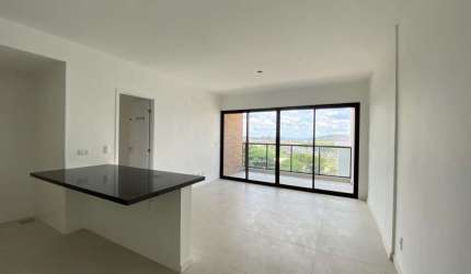 Apartamento de 2 quartos com varanda e bela vista no bairro Aeroporto