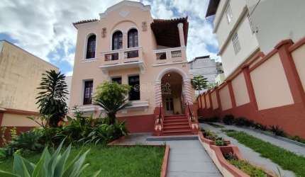Charmosa casa duplex para locação residencial ou comercial no bairro Granbery
