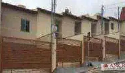 Sobrado com 3 dormitórios à venda, 100 m² por R$ 450.000,00 - Itaquera - São Paulo/SP