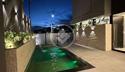 CASA 4 QUARTOS EM SENADOR CANEDO codigo: 114648