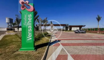 Terreno à venda no Jardins Versalhes codigo: 125791