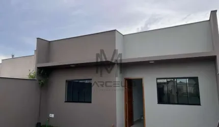 Casa geminada Próximo ao móveis Brasília da saull Elkind