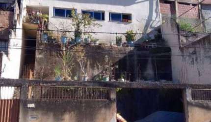 Casa com 6 dormitórios à venda, 200 m² por R$ 230.000,00 - Poço Rico - Juiz de Fora/MG