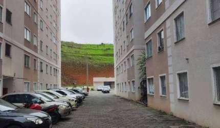 Apartamento com 2 dormitórios à venda, 45 m² por R$ 150.000,00 - Marilândia - Juiz de Fora/MG