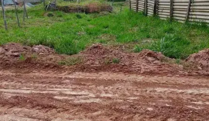 Terreno à venda, 183 m² por R$ 22.000 - DE ENTRADAentro - Bicas/MG