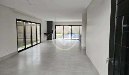 Casa à venda no Jardins Barcelona, em Goiânia-GO codigo: 28410