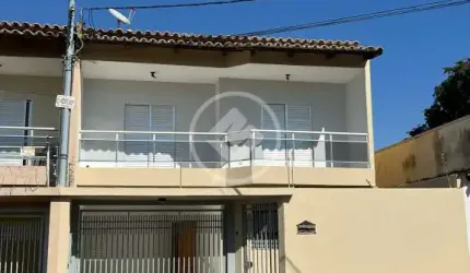 Sobrado à venda no Setor Jardim América, em Goiânia-GO. codigo: 112955