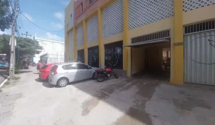 (LJ2190) Loja comercial de 30 m² em frente à Praça Sagrado Coração de Jesus